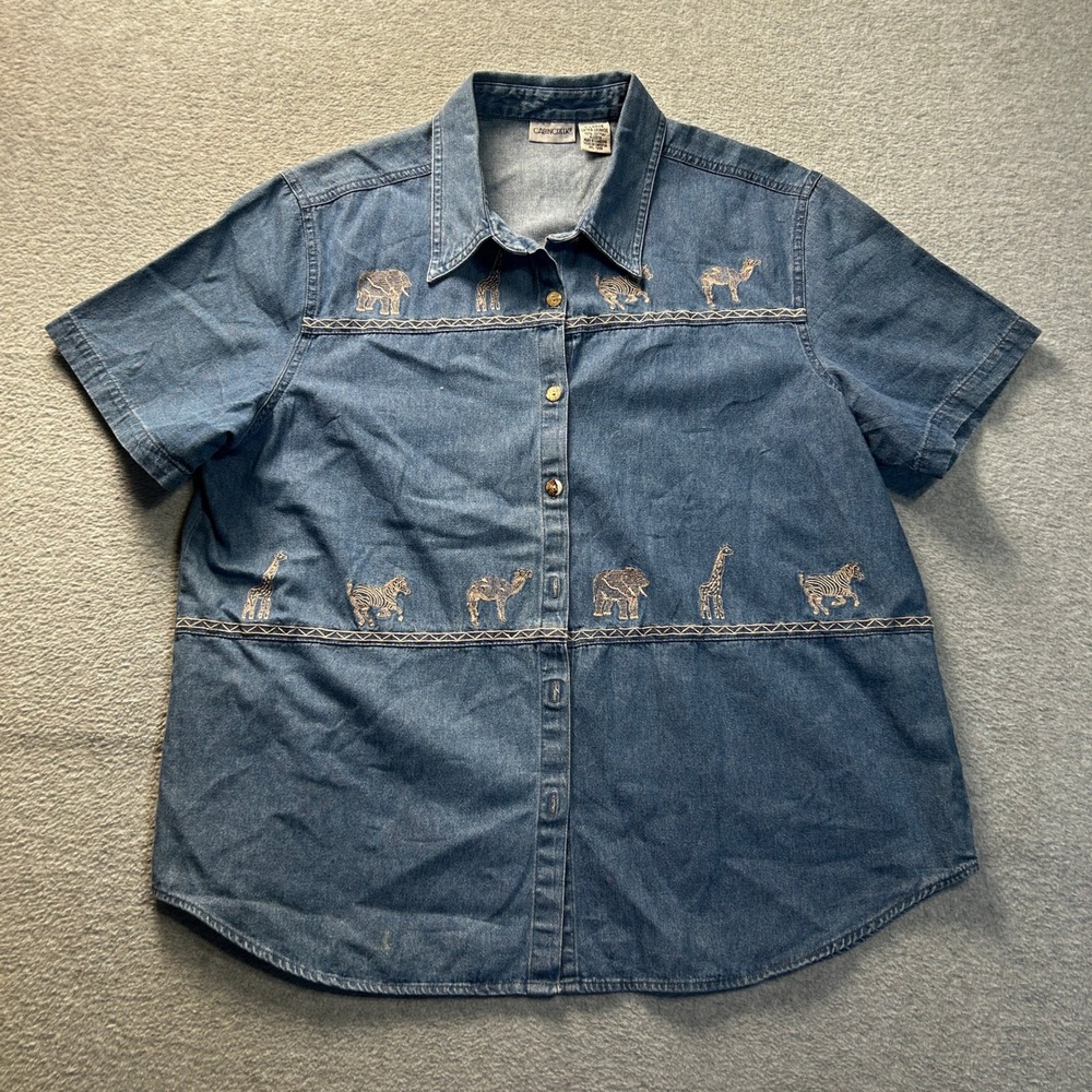 Front Button Shirt Womens XL Blue Denim Safari Animal‎ Embroidered Cabin Creek